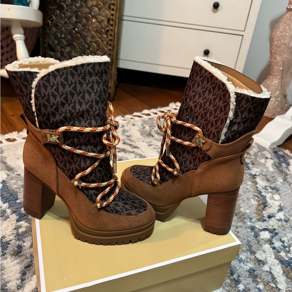 Brand New 😍😍Michael Kors Black and Brown Heeled Boots